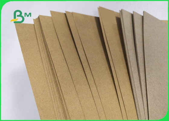 110 - 220gm Hoja de cartón reciclado de Kraft para caja de embalaje 65 * 86cm