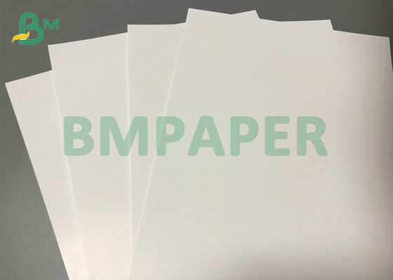 sofá C2S de papel de 1000m m 105gsm 150gsm para la impresión en offset del álbum de gama alta